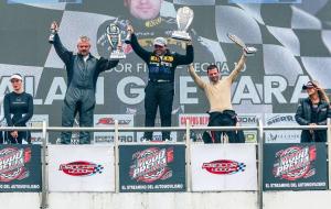 GUEVARA LOGRO EL TRIUNFO EN EL GP VALENCIA PARTS PARA LA CLASE MAYOR. GUEVARA LOGRO EL TRIUNFO EN EL GP VALENCIA PARTS PARA LA CLASE MAYOR.