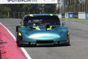 Juan Viana y la Chevy del Mammarella Racing protagonista de la Clase A del Procar4000.