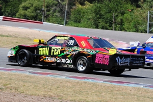 La Dodge convencional de Juan Cruz Carini alcanzó un excelente 4º puesto en la final de la Clase B del Procar4000.