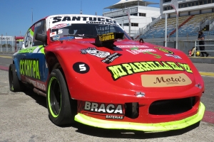 Cristian Liendo y el Fiat 125 Coupe del Santucci Competición van al Mouras por el campeonato del Procar2000.