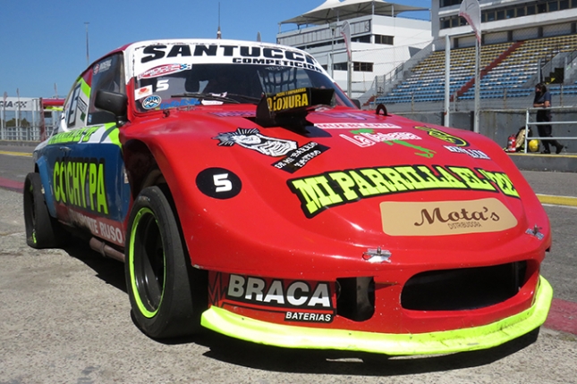 Cristian Liendo y el Fiat 125 Coupe del Santucci Competición van al Mouras por el campeonato del Procar2000.