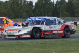 El campeón 2015, Diego Chao, volvió en La Plata y ganó con la Chevy del Maetellini Competición aunque hay que esperar para que se oficialice al quedar la final en suspenso por técnica.