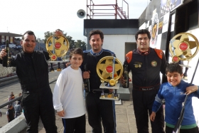 El podio de la Clase A: 1° Diego Chao, 2° Matias Lucero y 3° Guillermo Ferrón.