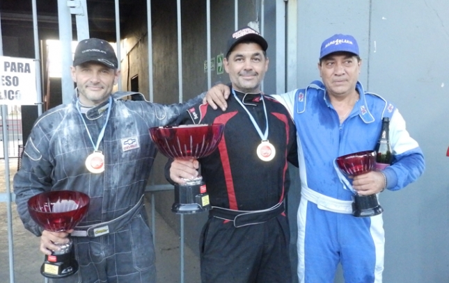 El podio de la Clase B 2º fecha en el Gálvez: 1º Martin Cornet, 2º Jorge Prunier y 3º Osvaldo Castro.