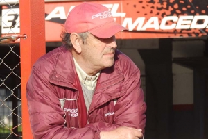 Enrique Ciocci siempre presente junto al Procar4000, uno de sus hijos en el automovilismo deportivo.