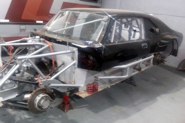 La Chevy en plena preparación con la que Fabián Battilana debutará en 2019 dentro de la Clase A del Procar4000.