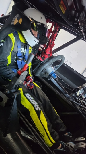 SACHS SE SUMA A LA CLASE B.