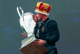 ROSSI, VENCEDOR Y BI CAMPEÓN