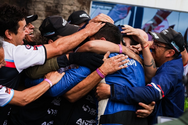 PRIMER TRIUNFO DEL VALENCIA RACING EN EL PROCAR