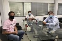 Adrián Ciocci junto a Alejandro Levy y German Lagoa del TopRace. Se viene un súper evento automovilístico el próximo 26, 27 y 28 de Febrero.